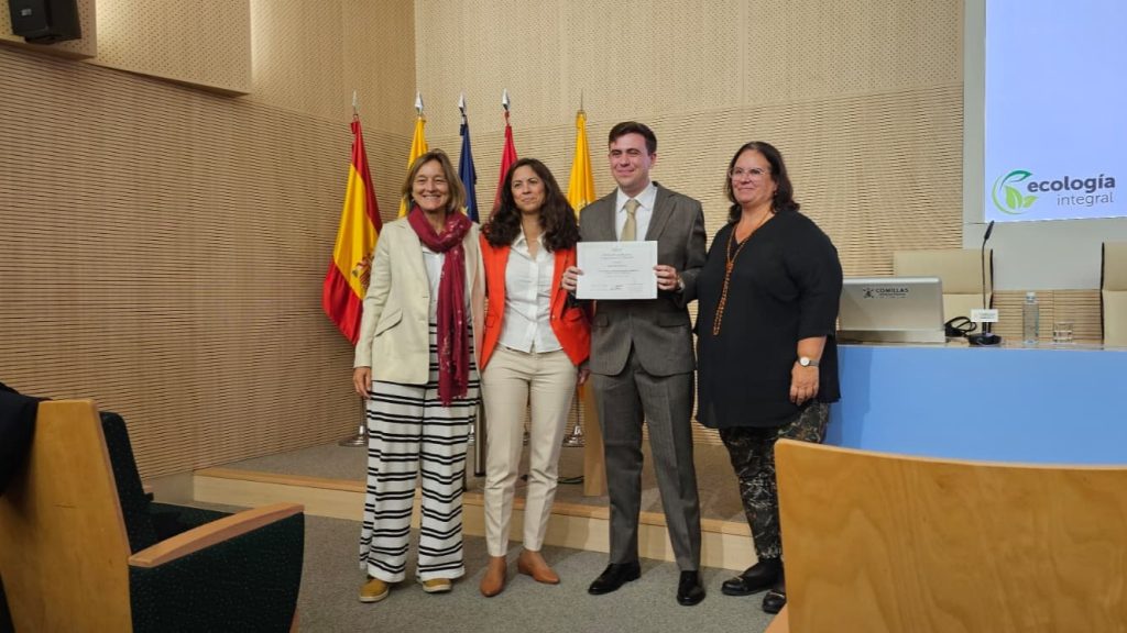 Premio Luis1 ¡Orgullo Psicopartner! Luis Guillén Plaza galardonado con el Prestigioso Premio Memorial P. Ignacio Boné.