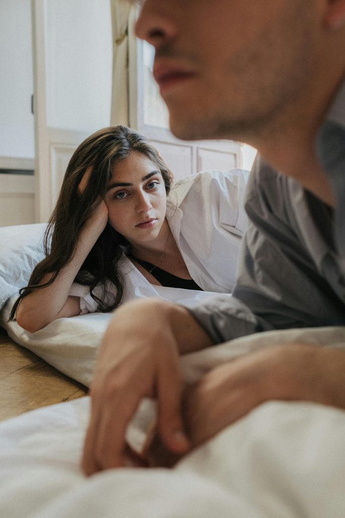pexels ron lach 9497919 El sexo por obligación: La alarma silenciosa de tu relación