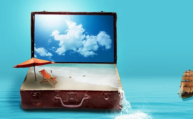 Vacaciones y ansiedad: por qué nos cuesta tanto dejar de ser productivos 2 Maleta abierta con una playa y un cielo dentro, imagen sobre la ansiedad en vacaciones y la dificultad para desconectar