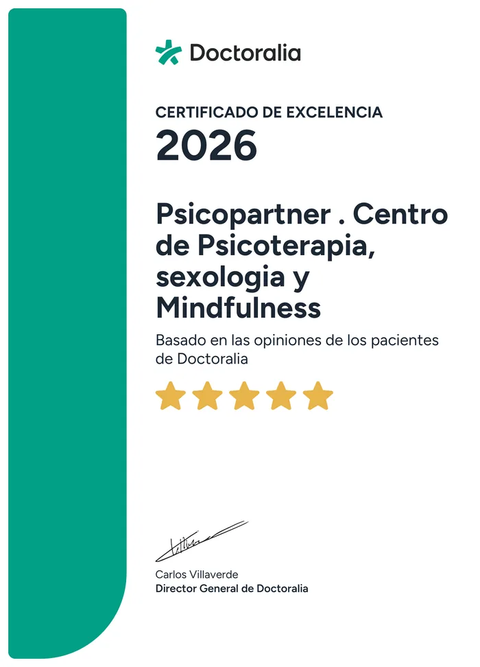 Certificado de Excelencia 2026 de Doctoralia a Psicopartner, centro de psicología y sexología en Madrid, basado en opiniones de pacientes